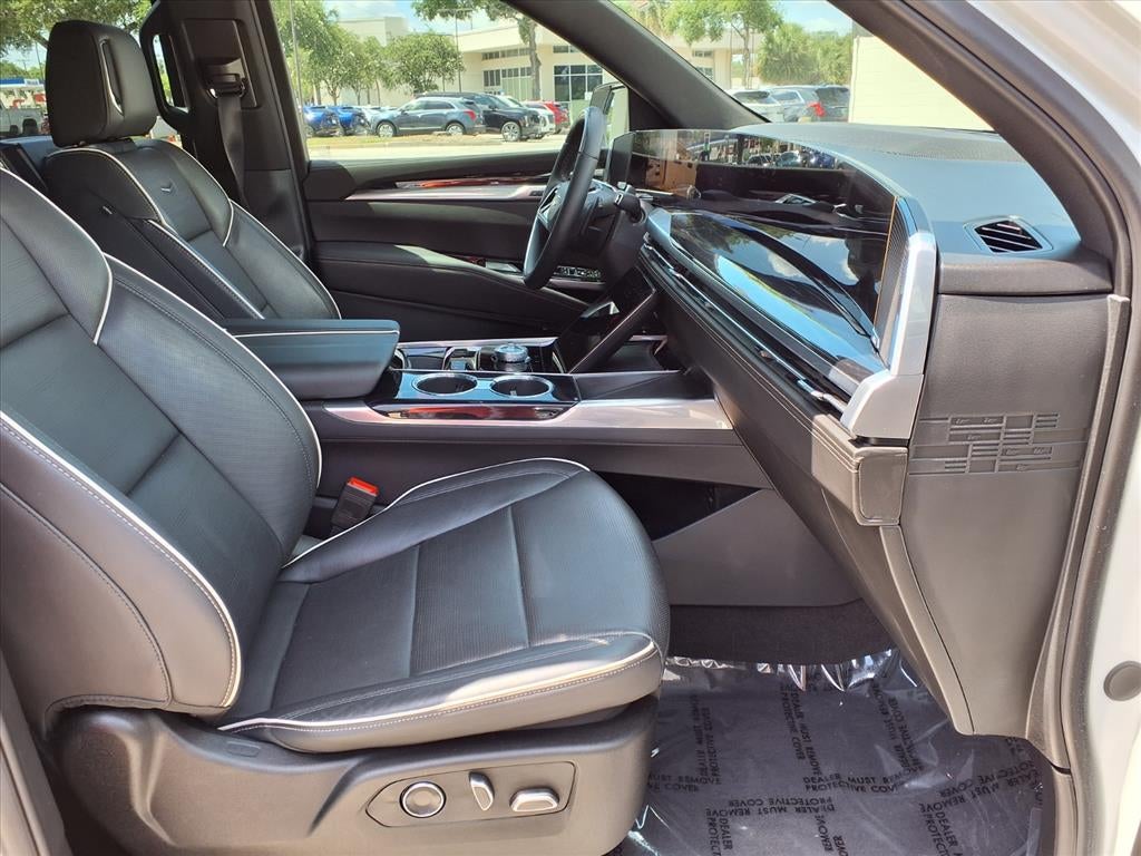 2025 Cadillac Escalade ESV Sport