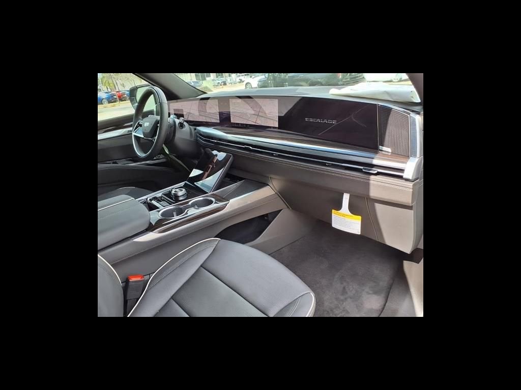 2026 Cadillac Escalade Luxury