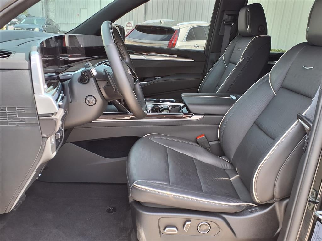 2025 Cadillac Escalade Premium Luxury