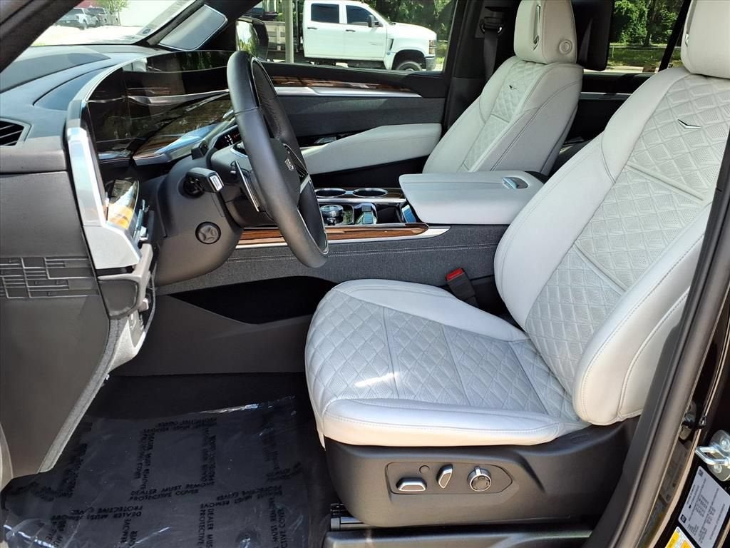 2025 Cadillac Escalade Premium Luxury Platinum