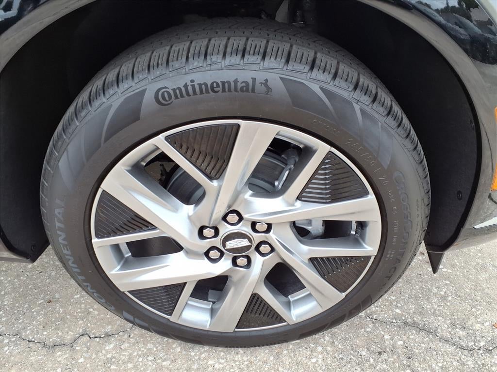 2026 Cadillac OPTIQ Premium Luxury