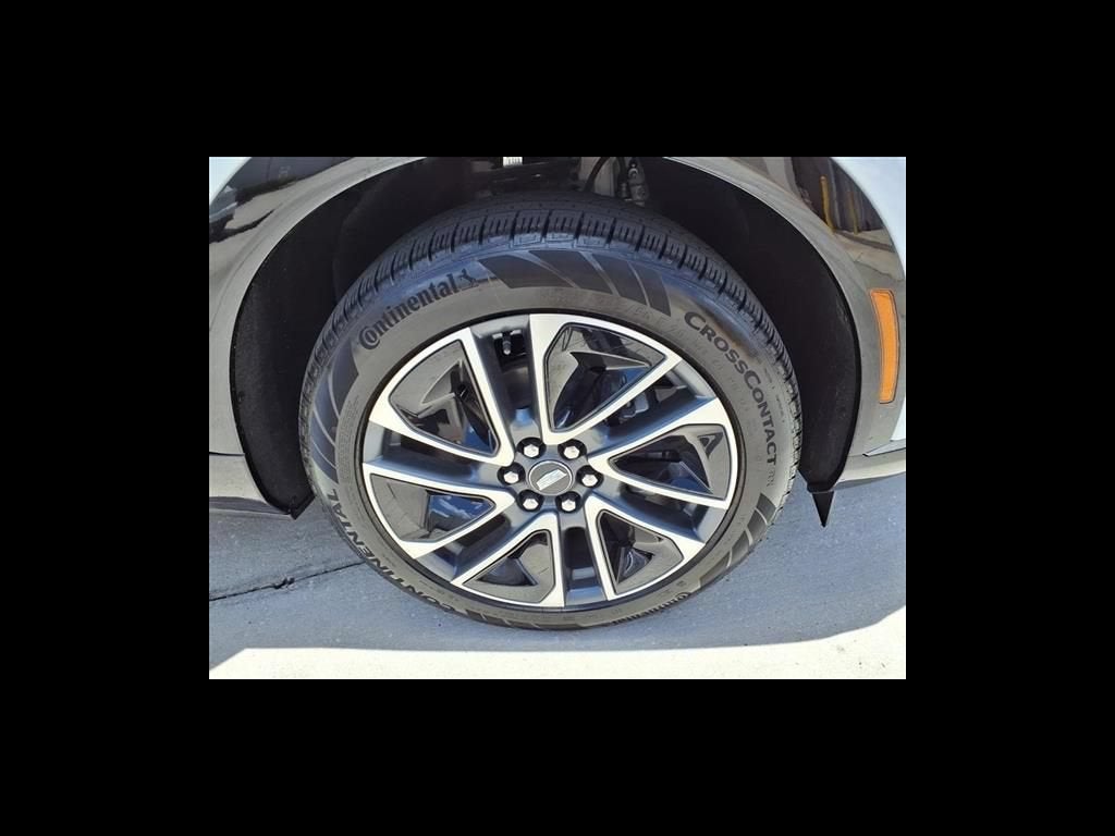 2027 Cadillac OPTIQ Sport