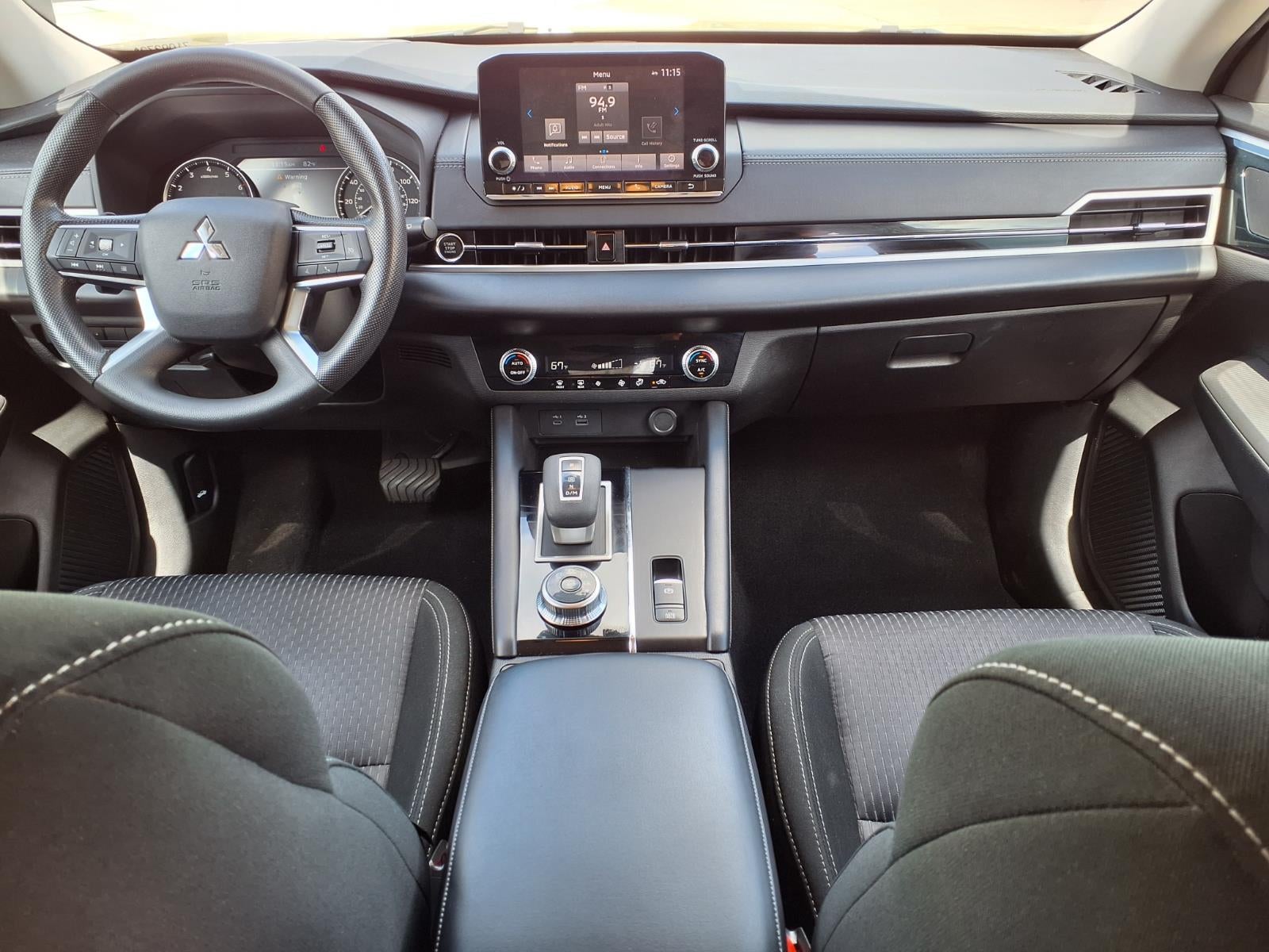 2022 Mitsubishi Outlander ES