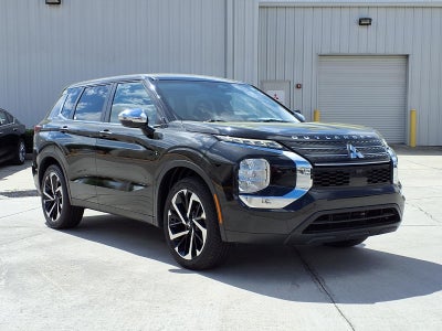 2022 Mitsubishi Outlander ES