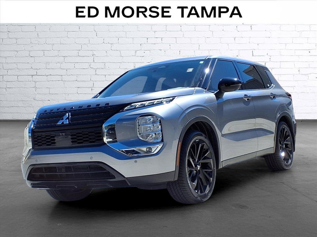 2024 Mitsubishi Outlander SE Black Edition