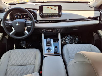2024 Mitsubishi Outlander SEL