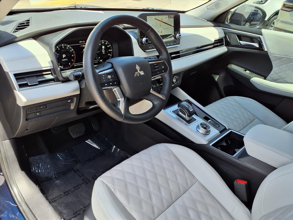 2024 Mitsubishi Outlander SEL