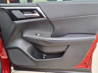 2025 Mitsubishi Outlander Plug-In Hybrid SE
