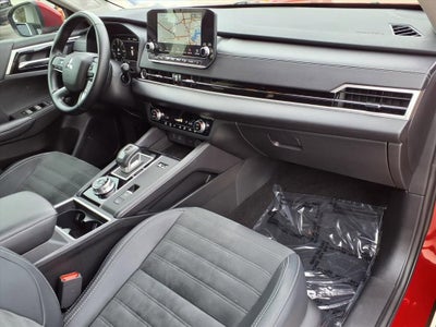 2025 Mitsubishi Outlander Plug-In Hybrid SE