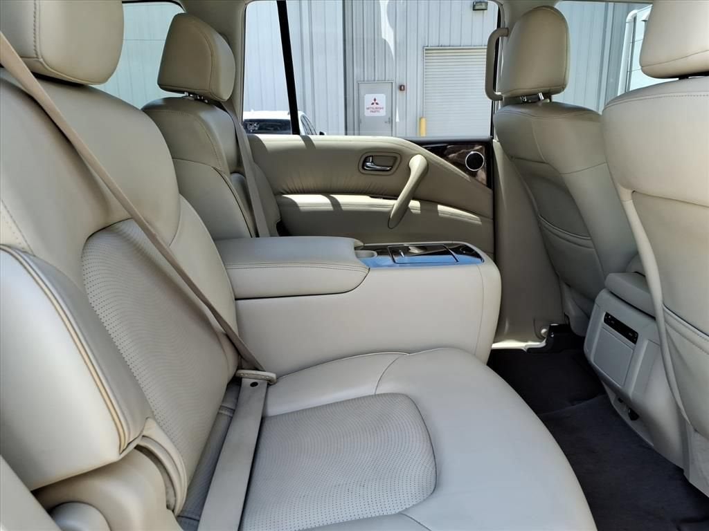 2017 INFINITI QX80 NA