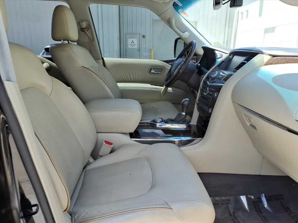 2017 INFINITI QX80 NA