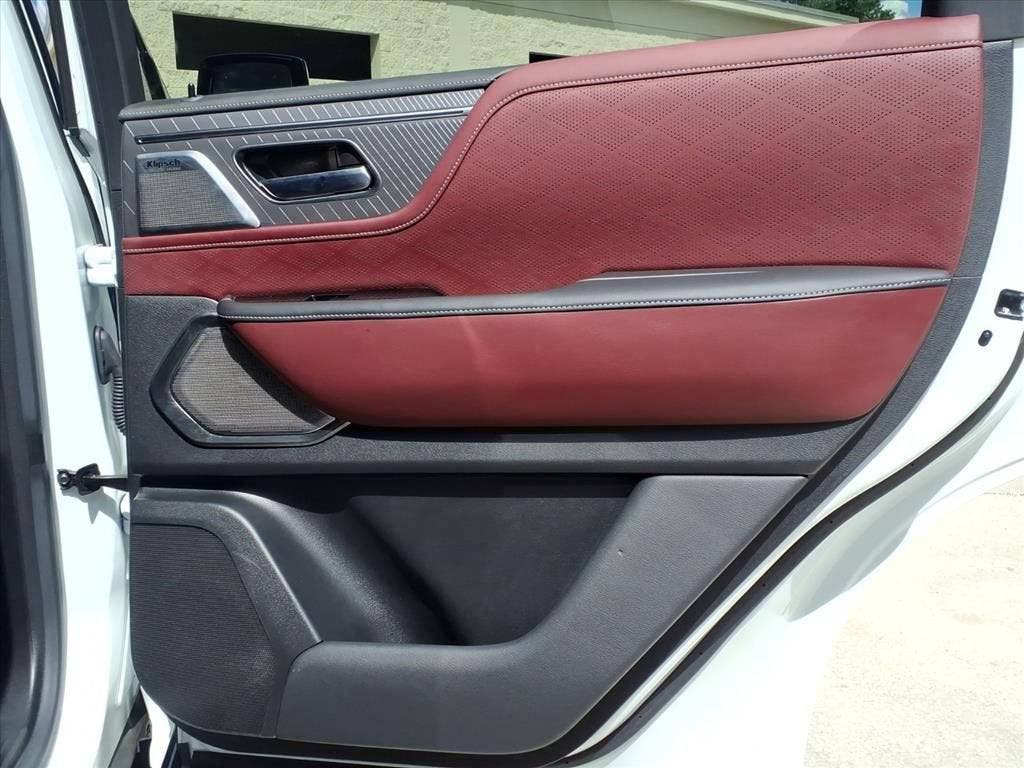 2025 INFINITI QX80 AUTOGRAPH
