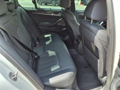 2022 BMW 5 Series 530i