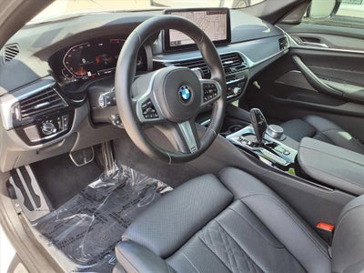 2022 BMW 5 Series 530i