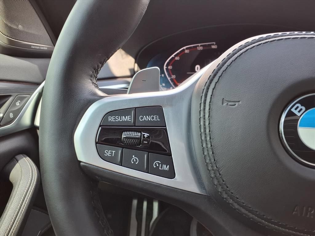 2022 BMW 5 Series 530i