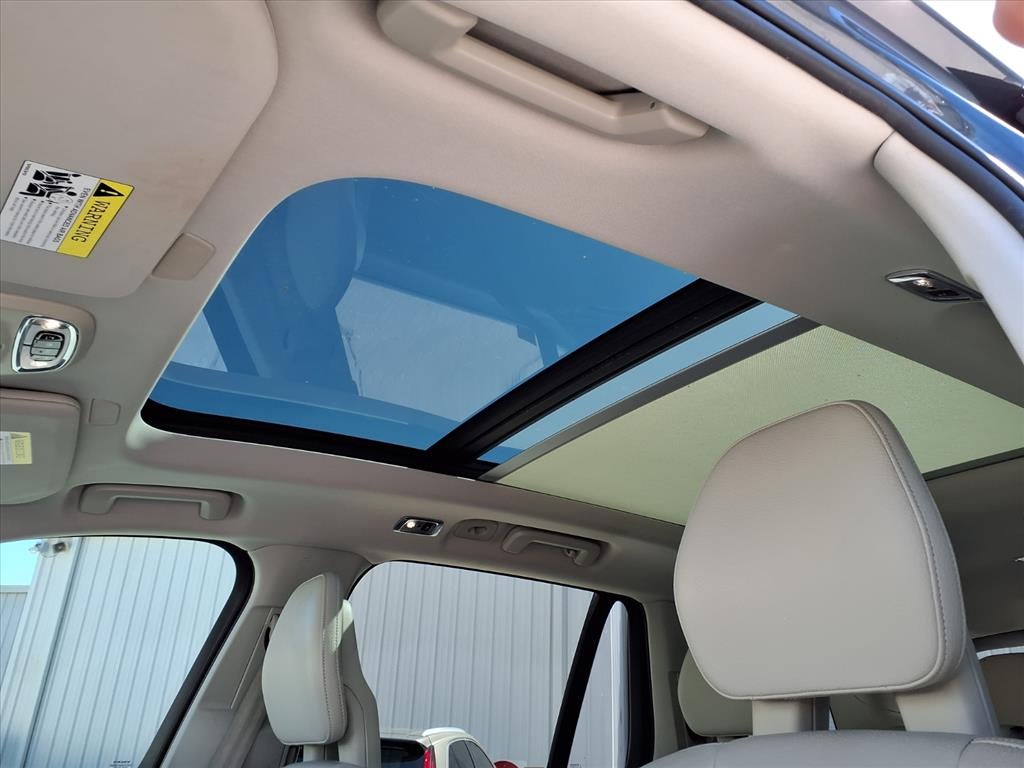 2020 Volvo XC90 Momentum