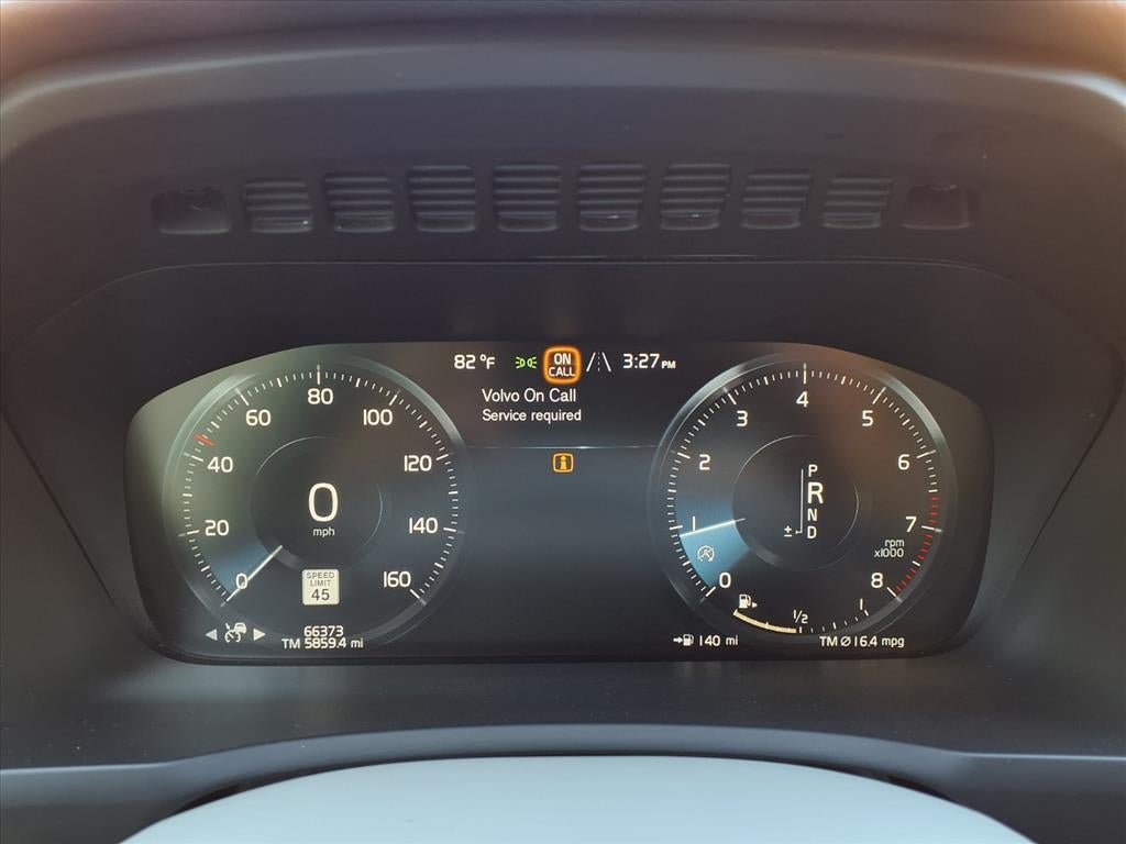 2020 Volvo XC90 Momentum