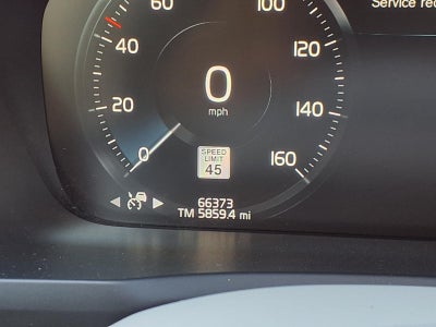 2020 Volvo XC90 Momentum