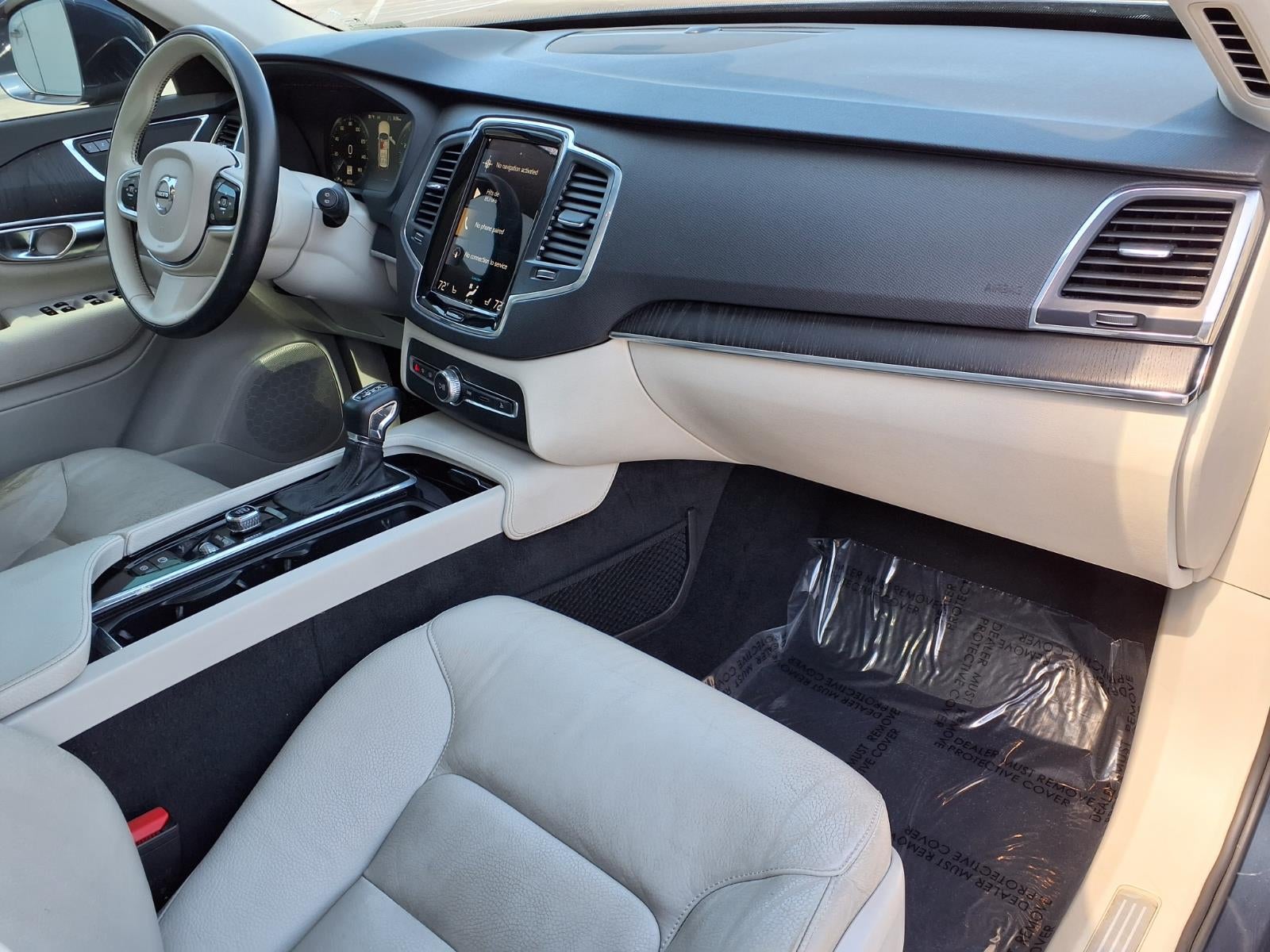 2020 Volvo XC90 Momentum