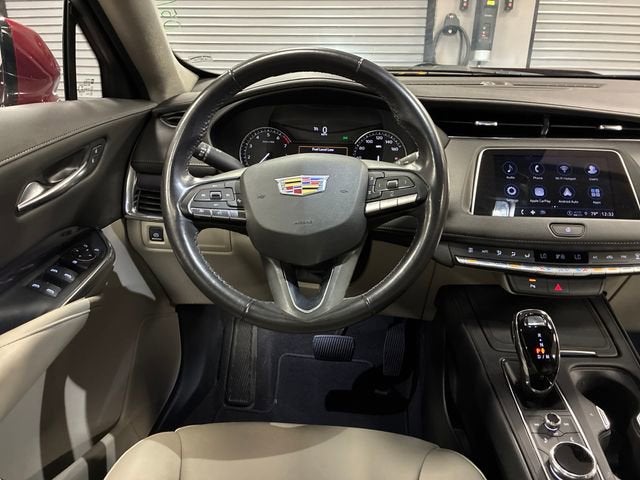 2023 Cadillac XT4 Luxury