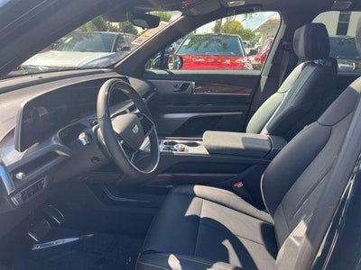 2026 Cadillac VISTIQ Luxury