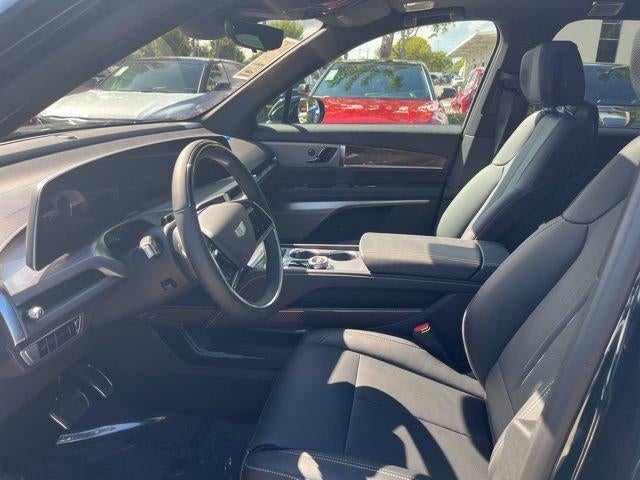 2026 Cadillac VISTIQ Luxury