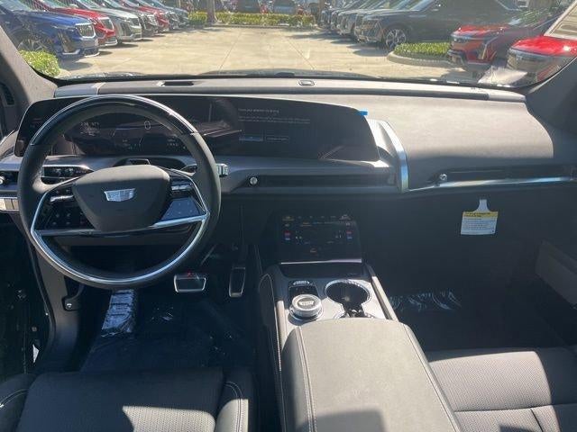 2026 Cadillac VISTIQ Luxury