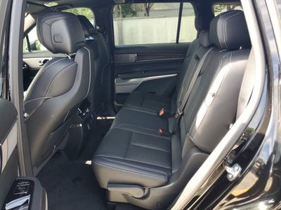 2027 Cadillac VISTIQ Luxury