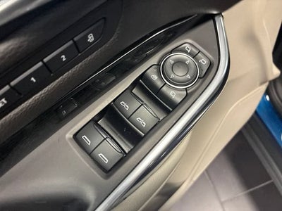2019 Cadillac XT4 FWD Premium Luxury