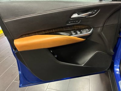 2022 Cadillac XT4 Premium Luxury