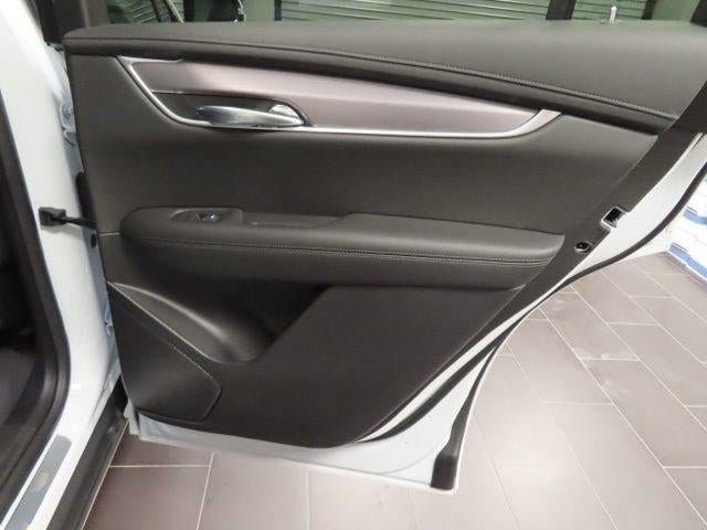 2025 Cadillac XT6 Luxury