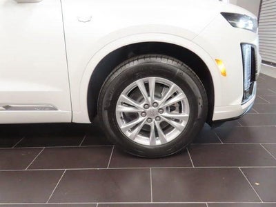 2025 Cadillac XT6 Luxury