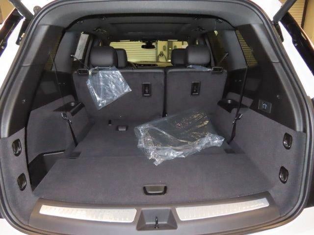 2025 Cadillac XT6 Luxury