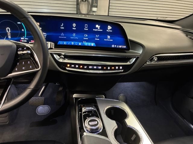2024 Cadillac LYRIQ Tech