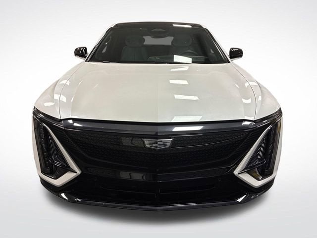2024 Cadillac LYRIQ Sport 2