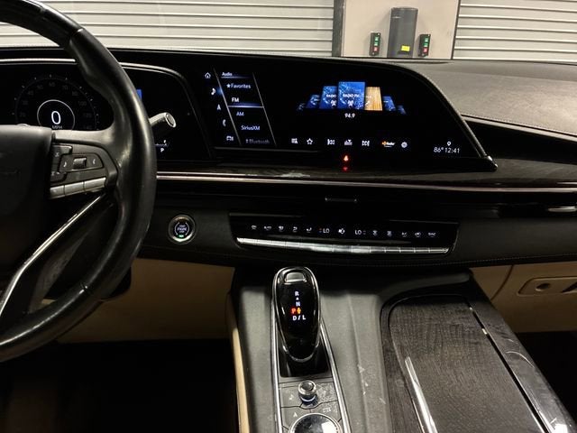 2023 Cadillac Escalade Premium Luxury