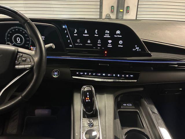 2023 Cadillac Escalade Sport
