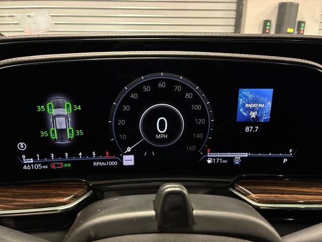 2023 Cadillac Escalade ESV Premium Luxury