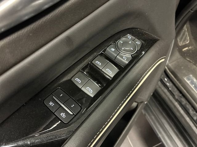 2024 Cadillac Escalade ESV Premium Luxury