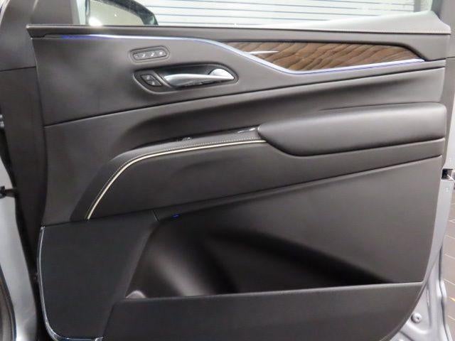 2024 Cadillac Escalade ESV Premium Luxury Platinum