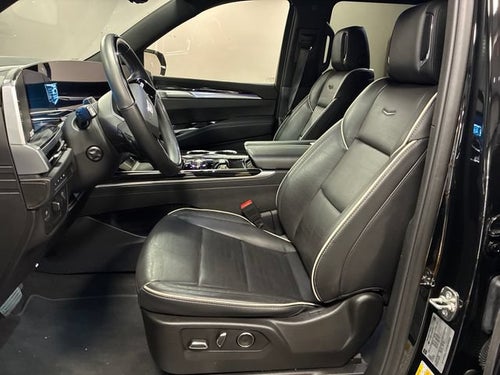 2025 Cadillac Escalade ESV Sport