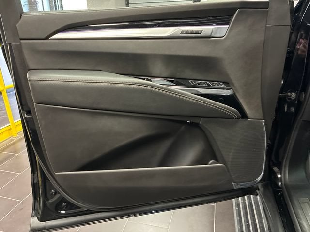 2025 Cadillac Escalade ESV Sport