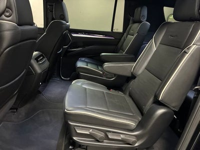 2025 Cadillac Escalade ESV Sport