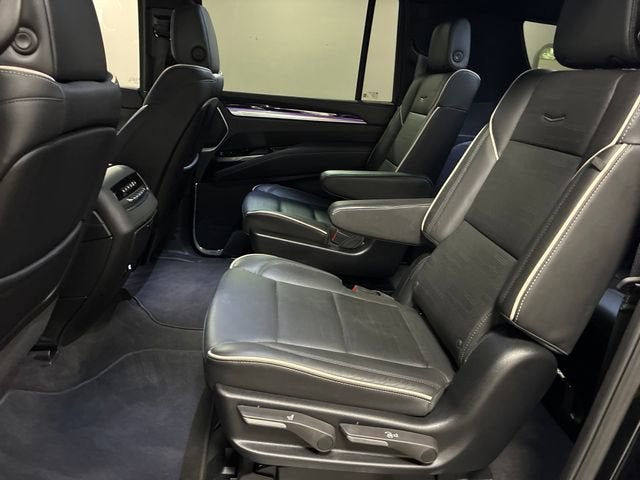 2025 Cadillac Escalade ESV Sport