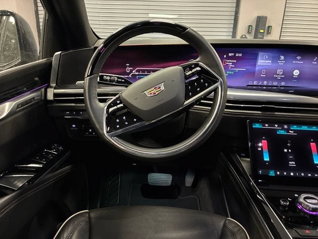 2025 Cadillac Escalade ESV Sport