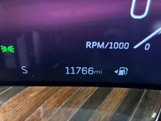 2025 Cadillac Escalade ESV Sport Platinum