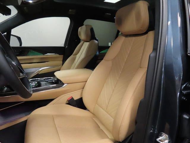 2025 Cadillac ESCALADE IQ Luxury 2