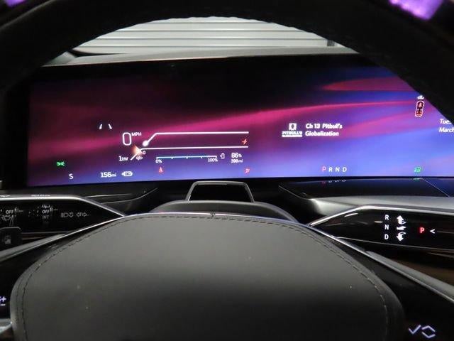 2025 Cadillac ESCALADE IQ Luxury 2