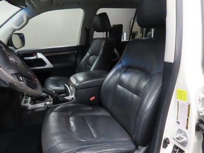 2016 Toyota Land Cruiser VXR