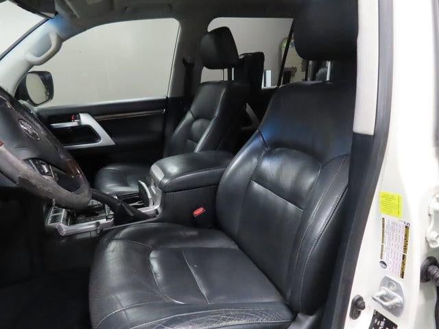 2016 Toyota Land Cruiser VXR